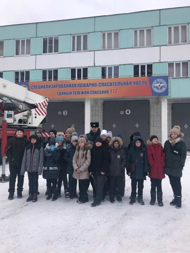 Посещение Специализированной пожарно-спасательной части - УПОЛНОМОЧЕННЫЙ  ПРИ ПРЕЗИДЕНТЕ РОССИЙСКОЙ ФЕДЕРАЦИИ ПО ПРАВАМ РЕБЕНКА