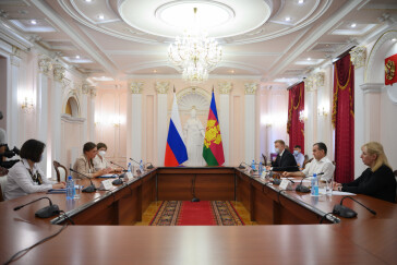 Детский омбудсмен обсудила с губернатором Краснодарского края актуальные вопросы поддержки семей с детьми в регионе