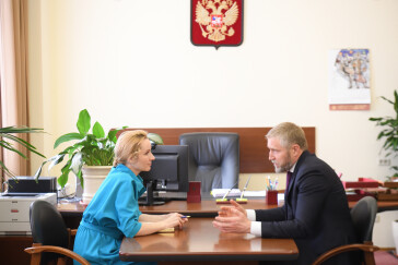 На Севере детство особенное – Мария Львова-Белова о рабочей встрече с Губернатором НАО