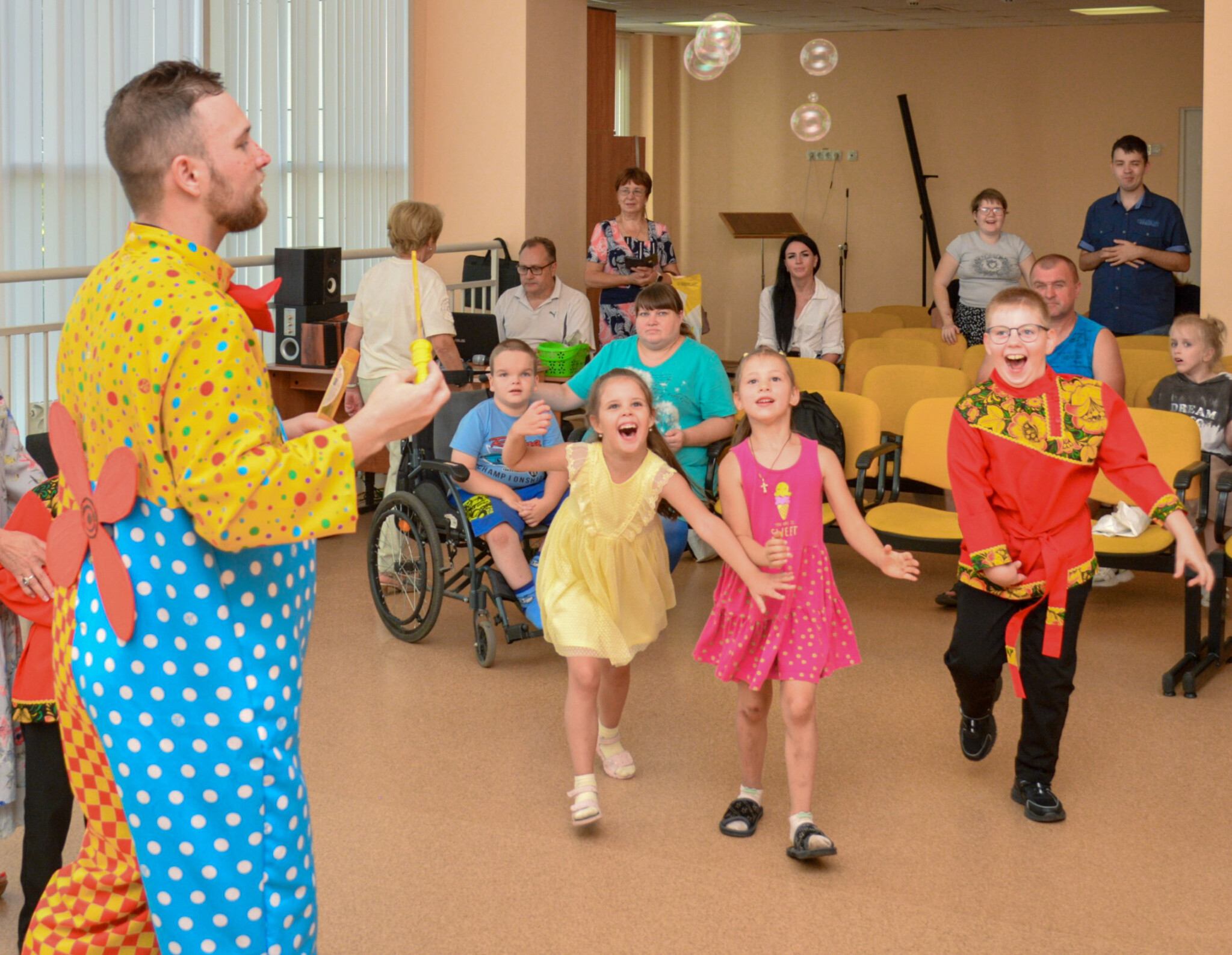 Комфортные условия и забота о семьях – центр дневного пребывания для детей с инвалидностью открылся в Воронеже