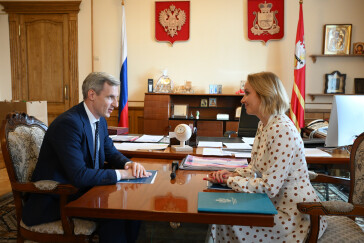 Детский омбудсмен и губернатор Смоленской области договорились о новых проектах в интересах детей