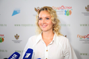 Мария Львова-Белова: нужно помочь миллионам подростков безопасно пройти зону турбулентности