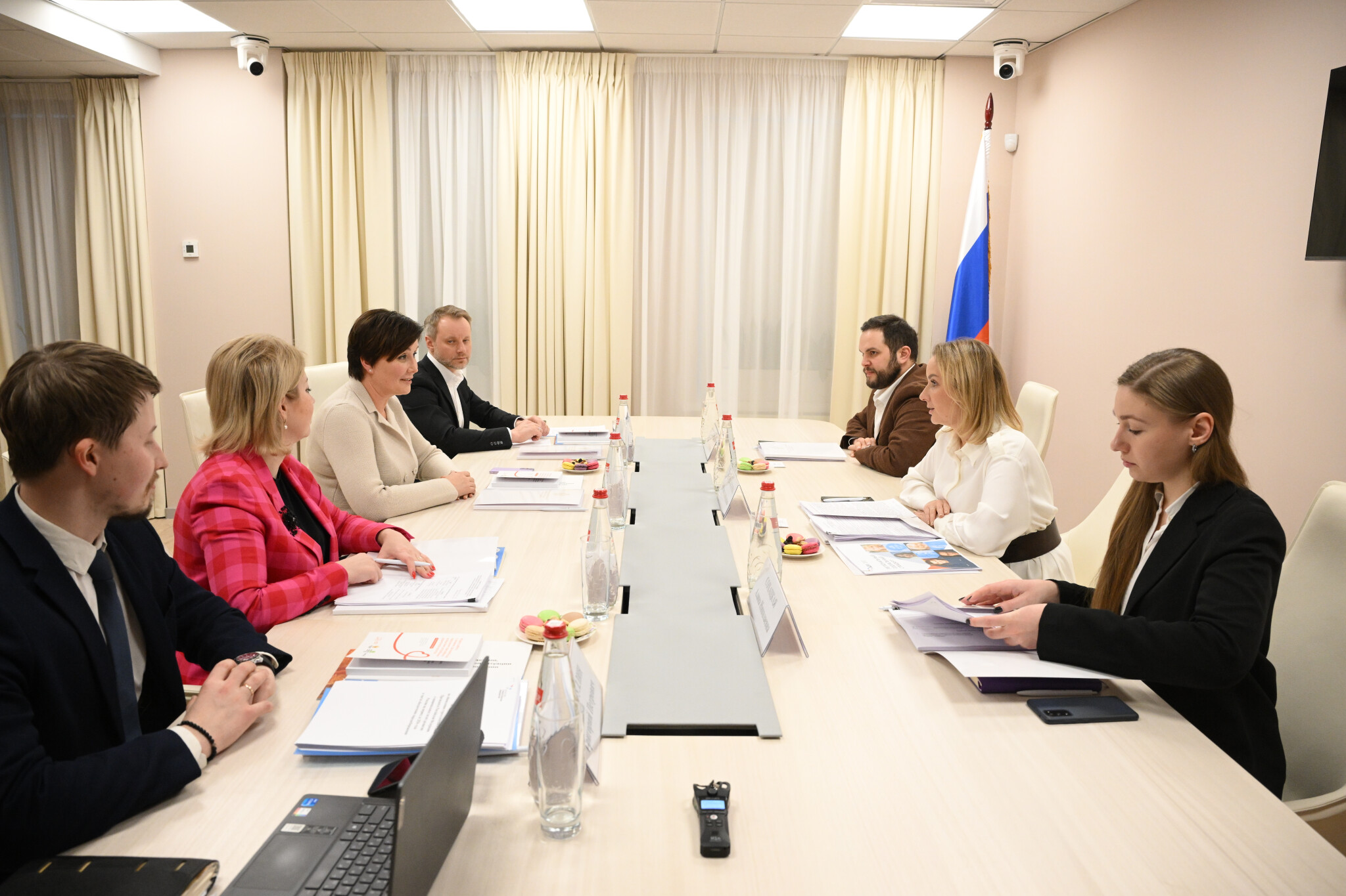 Об участии детских омбудсменов в Советах по качеству жизни договорились Мария Львова-Белова и гендиректор АСИ Светлана Чупшева