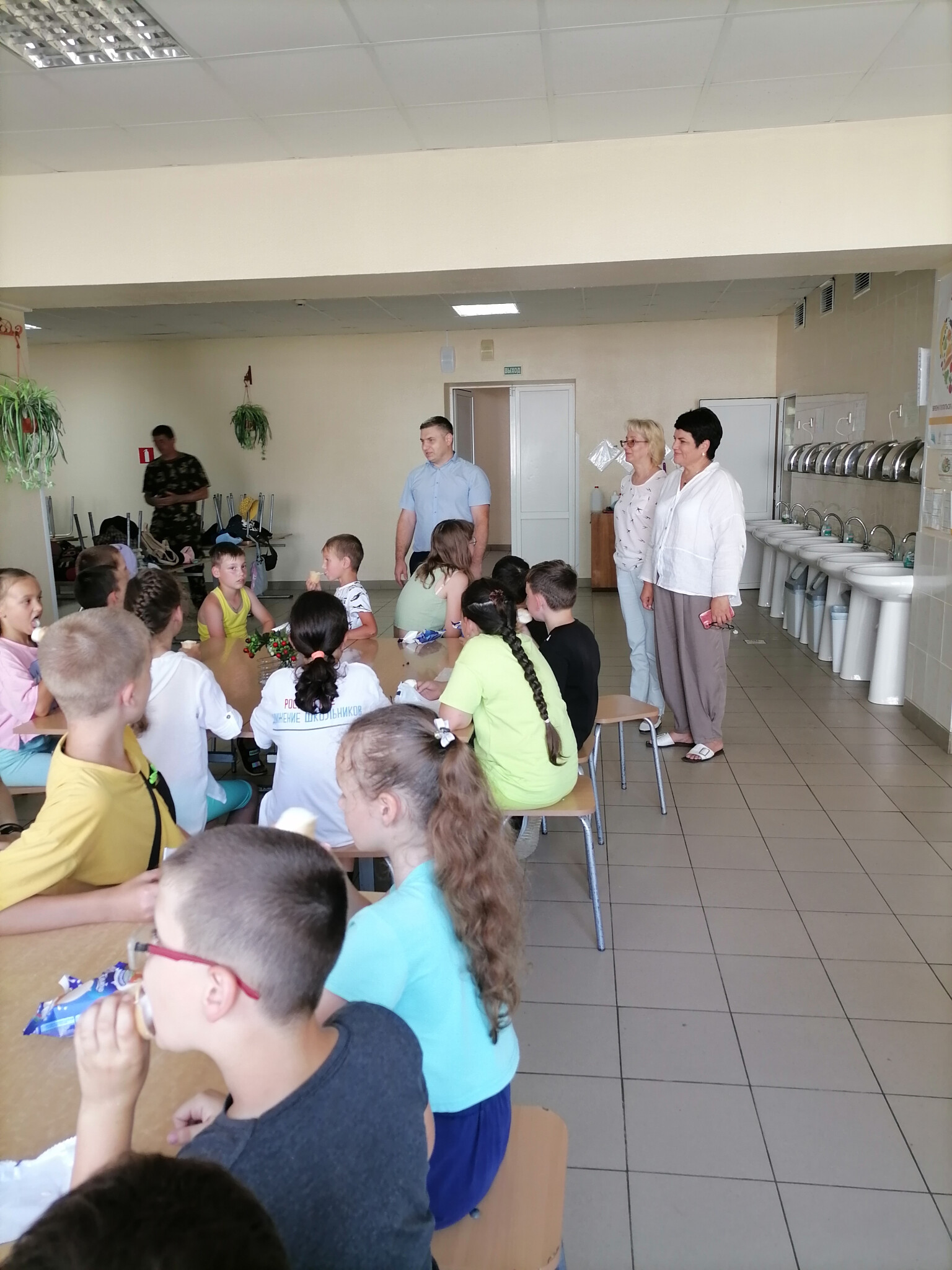 Уполномоченным по правам ребенка в Ростовской области поддержана акция «Дарю тепло» 