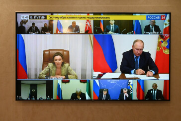 Анна Кузнецова выступила с предложениями в защиту права детей на образование