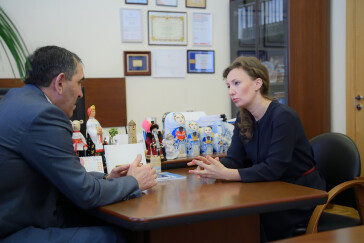 Анна Кузнецова обсудила с Главой Ингушетии вопросы помощи детям-сиротам