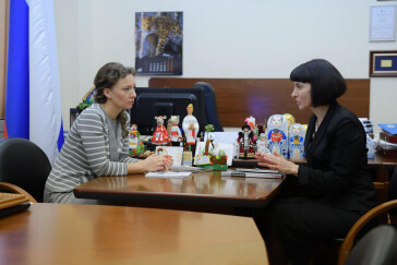 Детский омбудсмен Анна Кузнецова провела рабочую встречу с советником Главы ДНР по правам ребёнка Элеонорой Федоренко